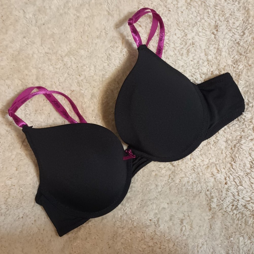 EUC ~ XOXO Push Up Molded Underwire Bra (Size: 34C)